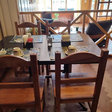 Alojamiento Curru Leuvu Bariloche Hotel Eksteriør billede