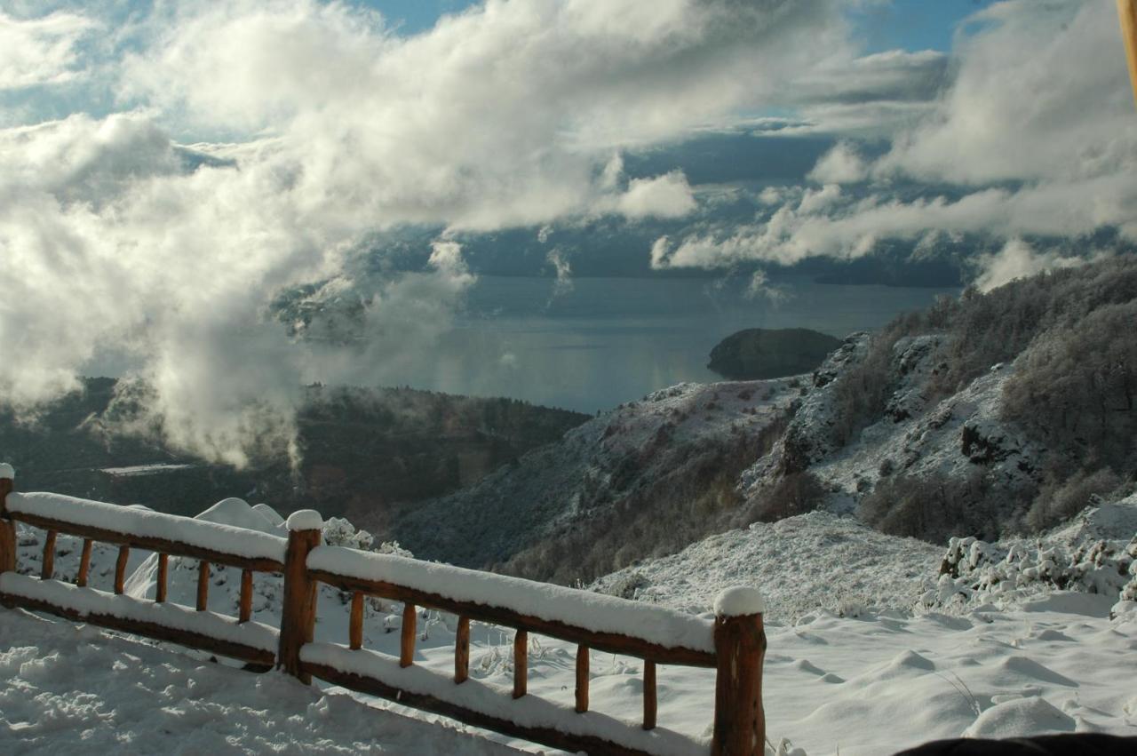Alojamiento Curru Leuvu Bariloche Hotel Eksteriør billede
