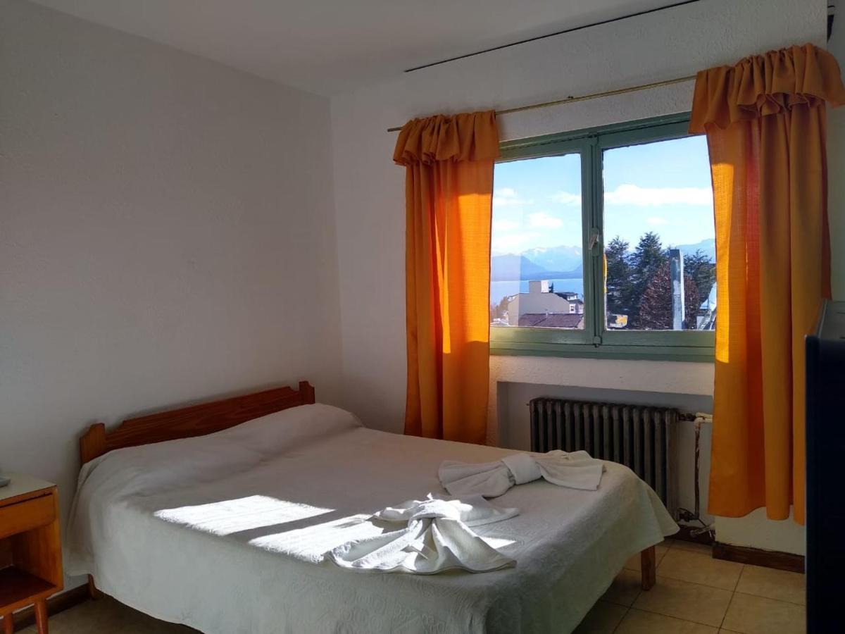 Alojamiento Curru Leuvu Bariloche Hotel Eksteriør billede
